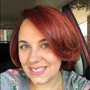 Meet your Posher, Melissa